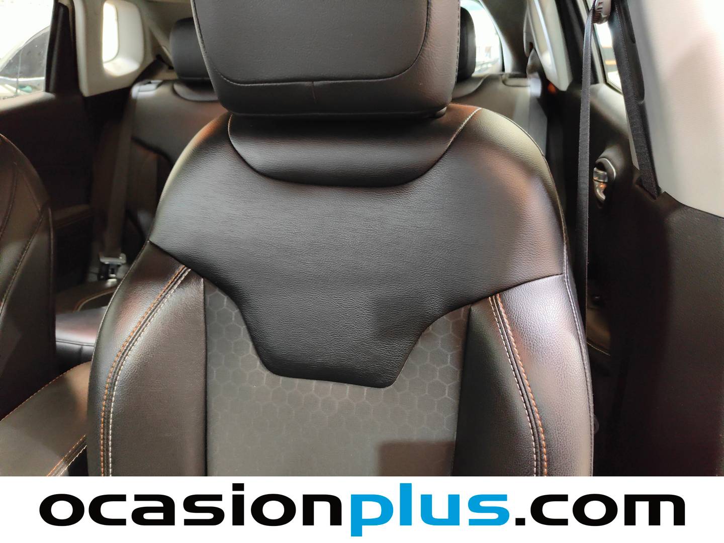 Equipamiento del Jeep Compass Jeep Compass 1.4 Multiair Longitude 4x2 (140 CV)