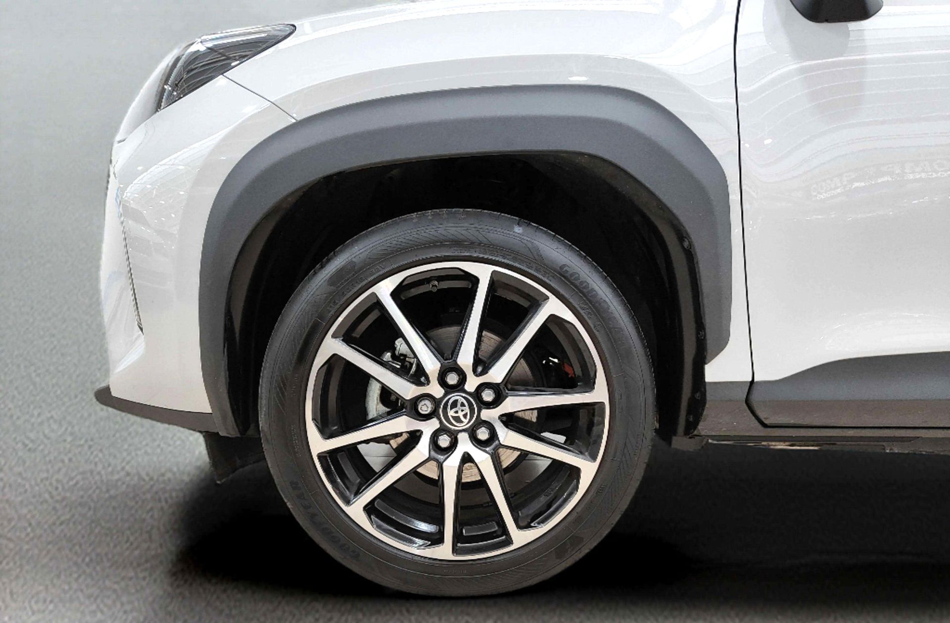 Toyota Yaris Cross 130H GR Sport - foto 39