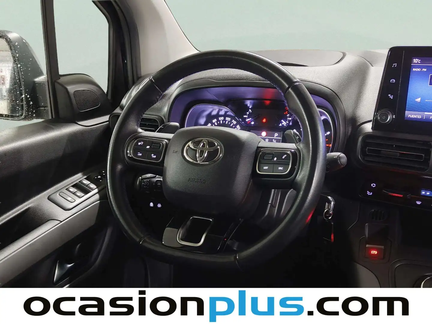 Foto Toyota Proace City Verso Toyota Proace City Verso 1.2 Family Active L1 Auto (131 CV)