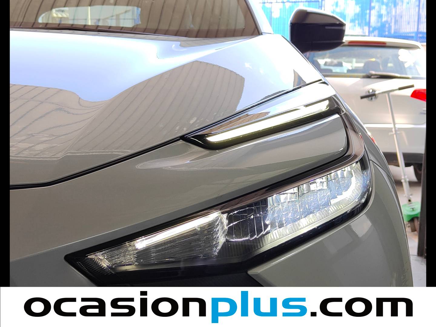 Acabados Toyota C-HR Toyota C-HR 1.8 140H Active (140 CV)