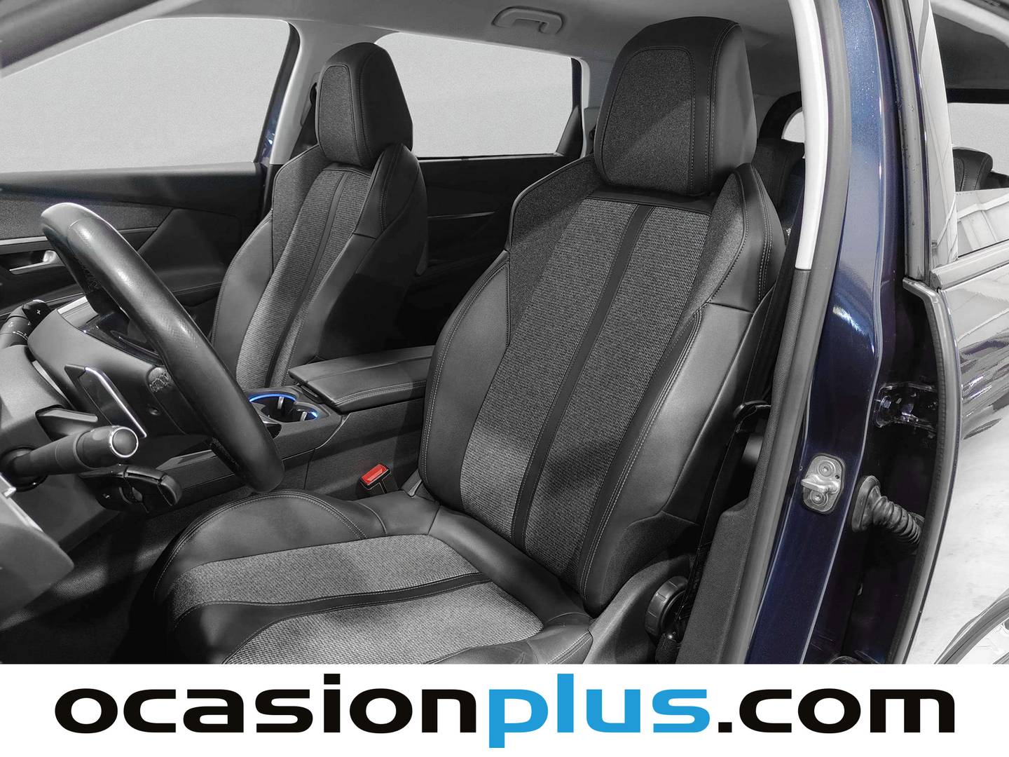 Foto asientos delanteros Peugeot 5008 Peugeot 5008 BlueHDi 130 S&S Allure EAT8 (130 CV)
