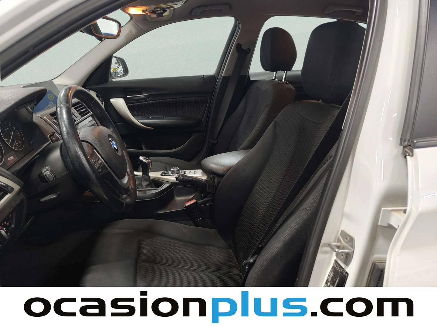 Foto asientos traseros BMW Serie 1 BMW Serie 1 116i (109 CV) GLP