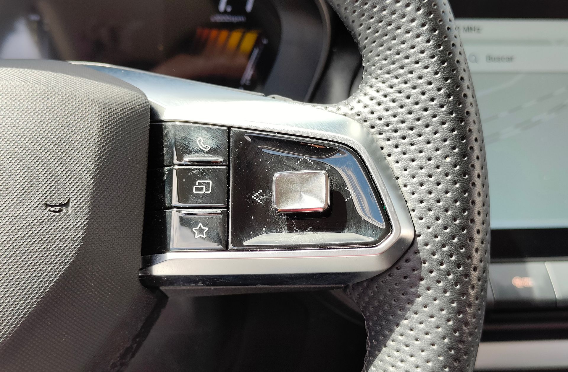 MG ZS 1.5 Hybrid+ Luxury - foto 28