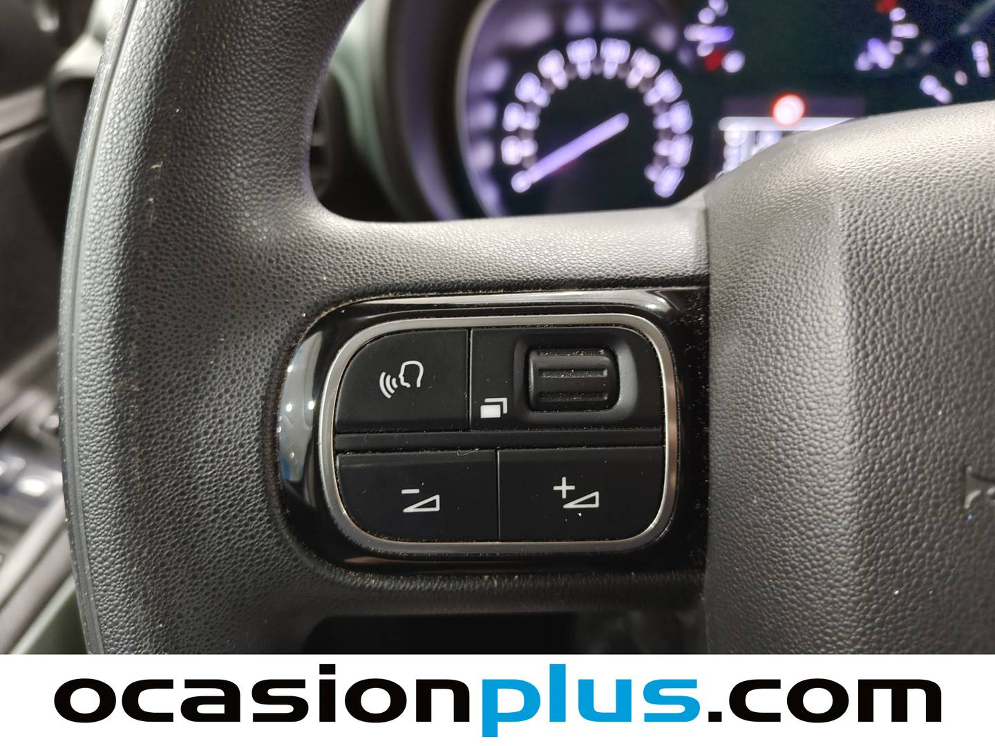 Foto Citroën Berlingo Citroen Berlingo BlueHDi 100 Talla M Shine (102 CV)