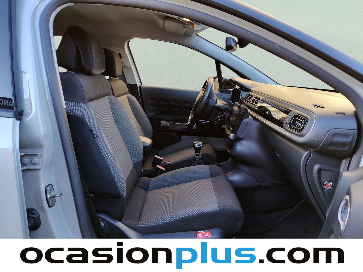 Foto Citroën C3 Citroen C3 BlueHDi 100 S&S Shine (102 CV)