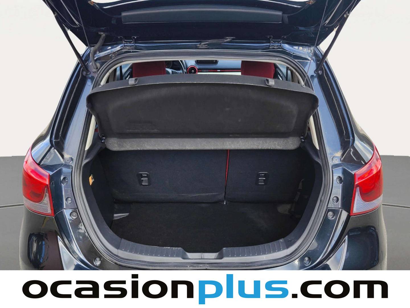 Foto Mazda Mazda2 Mazda Mazda 2 1.5 GE Style+ Confort Red (90 CV)