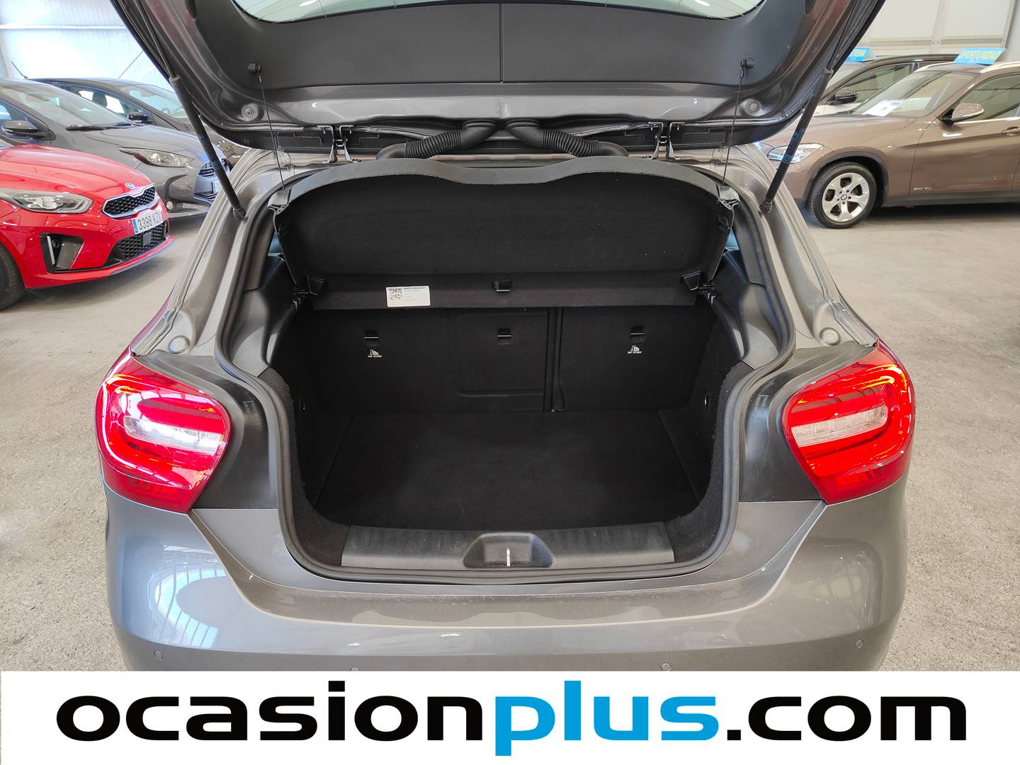 Fotos maletero Mercedes Clase A Mercedes-Benz Clase A 180 CDI Urban (109 CV)