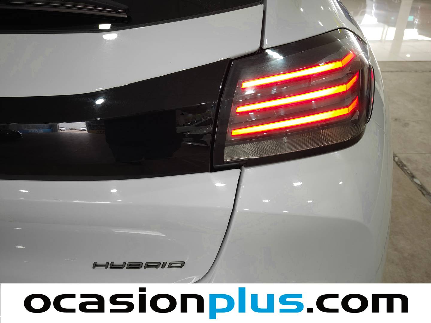 Peugeot 208 Peugeot 208 Style Hybrid 110 eDCS6 (110 CV) km 0