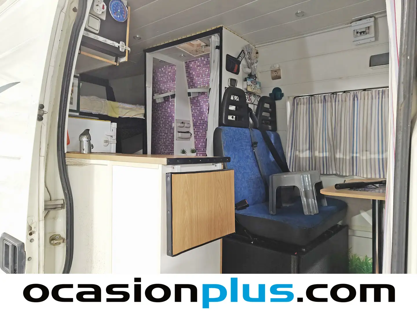 Foto Iveco Daily Iveco Daily Furgon 35 S 11 3300/2100 RS (105 CV)