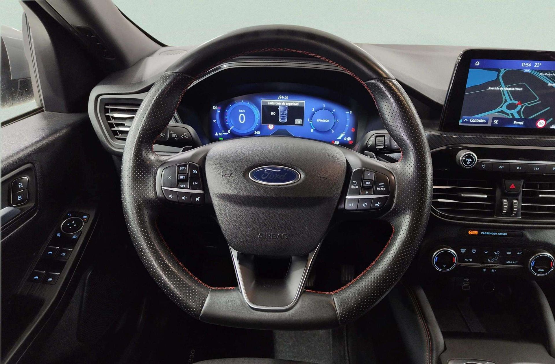 Ford Kuga 1.5 EcoBlue ST-Line - foto 25