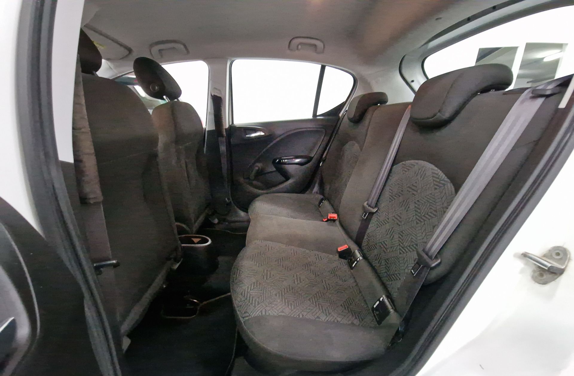 Opel Corsa 1.4 Selective - foto 10