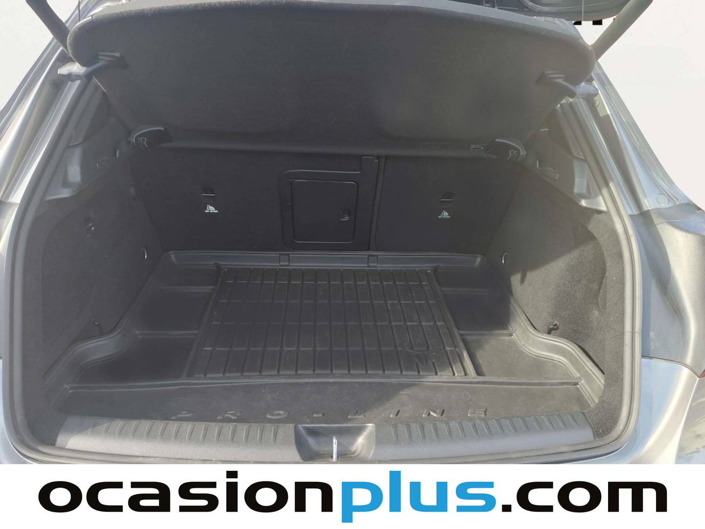 Fotos maletero Mercedes GLA Mercedes-Benz GLA 180 (122 CV) Pack AMG