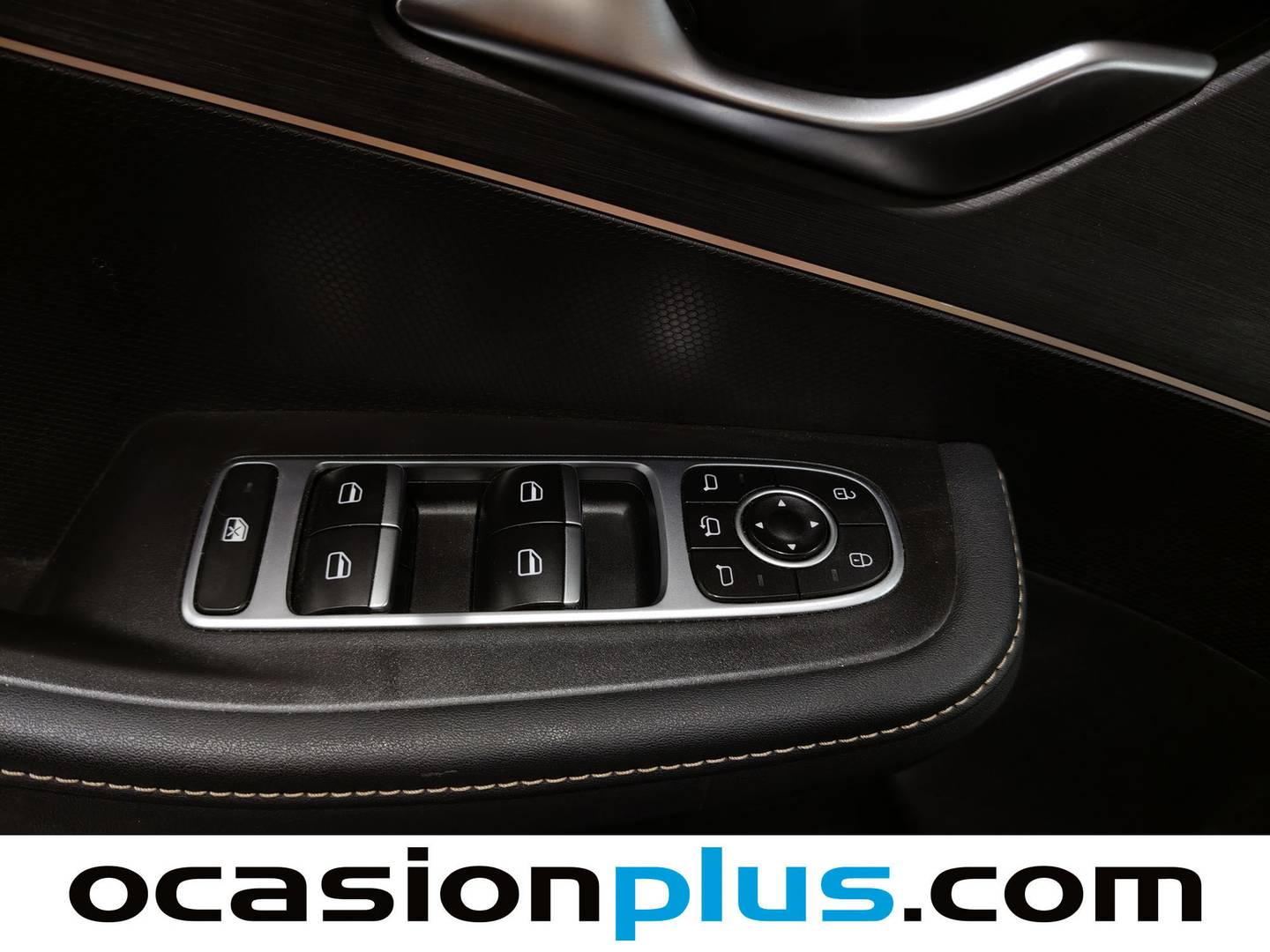 Foto OMODA 5 Omoda 5 1.6 T-GDI Premium DCT (185 CV)