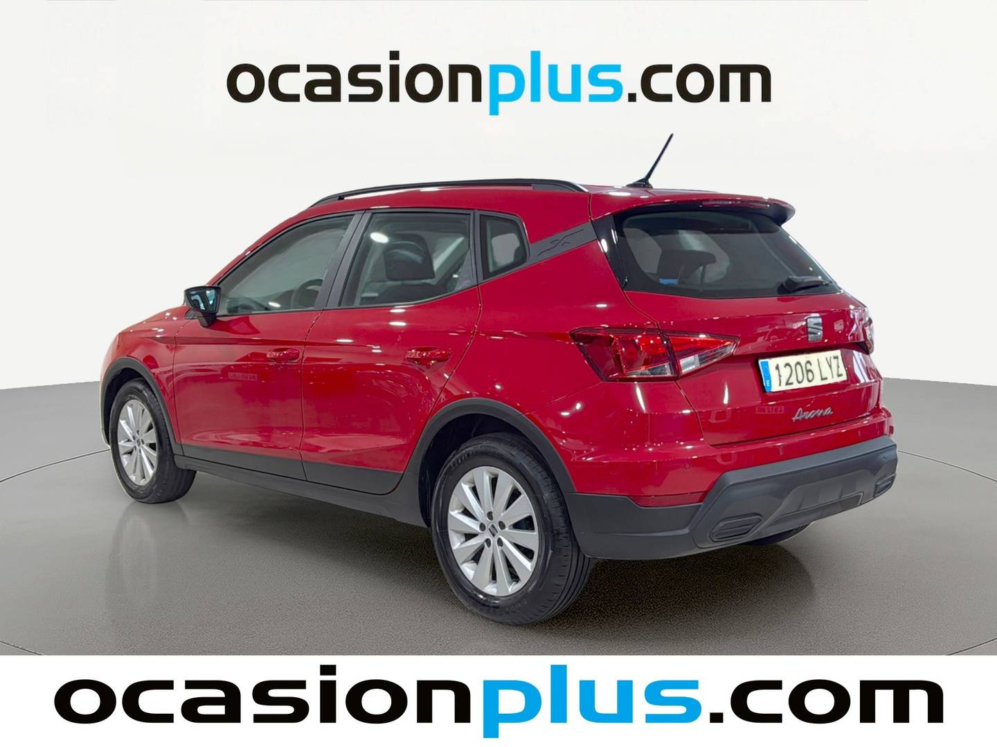 Foto trasera Seat Arona SEAT Arona 1.0 TSI Reference (95 CV) derecha