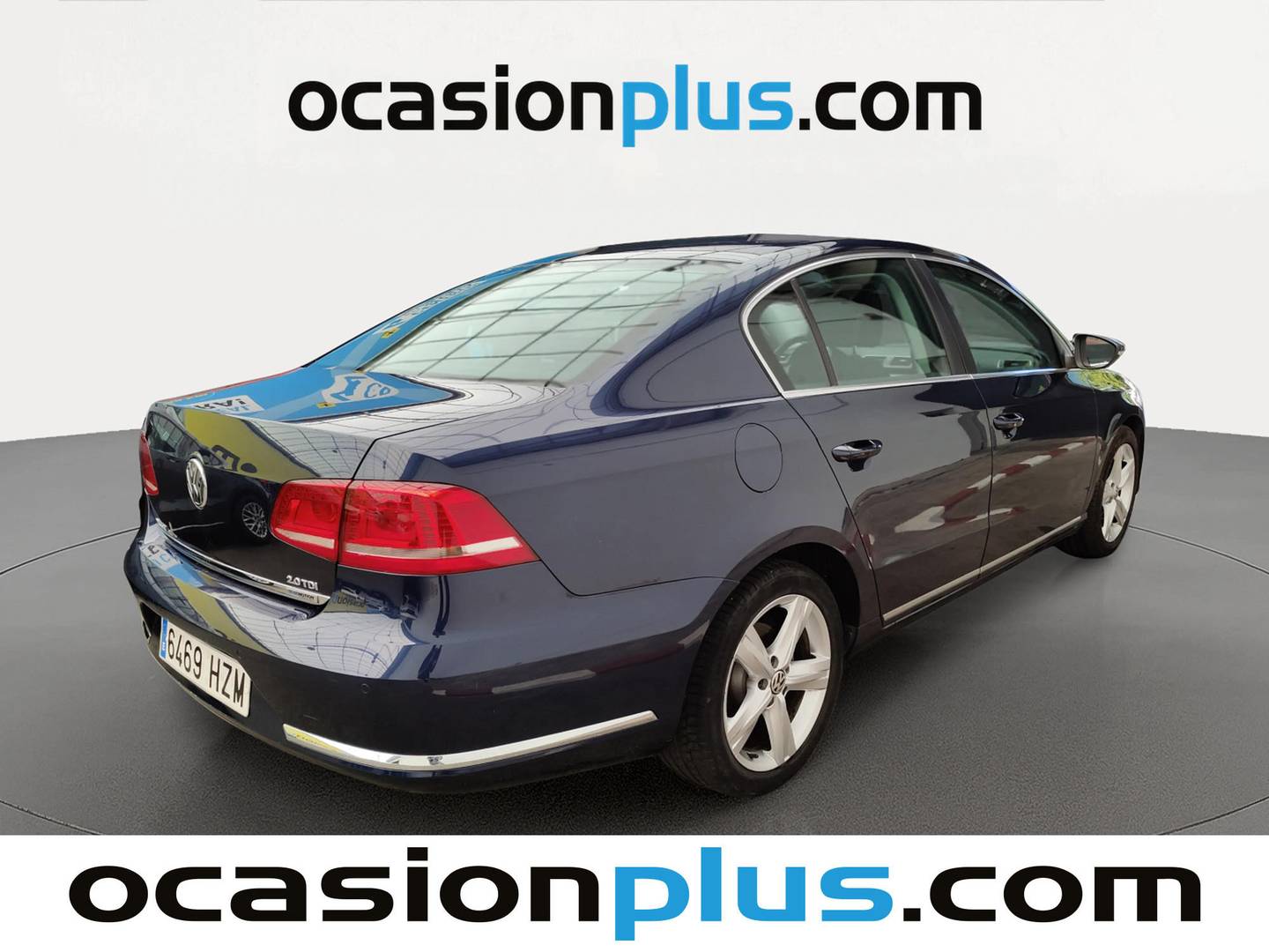 Foto trasera Volkswagen Passat Volkswagen Passat Exclusive 2.0 TDI BMT (140 CV) derecha