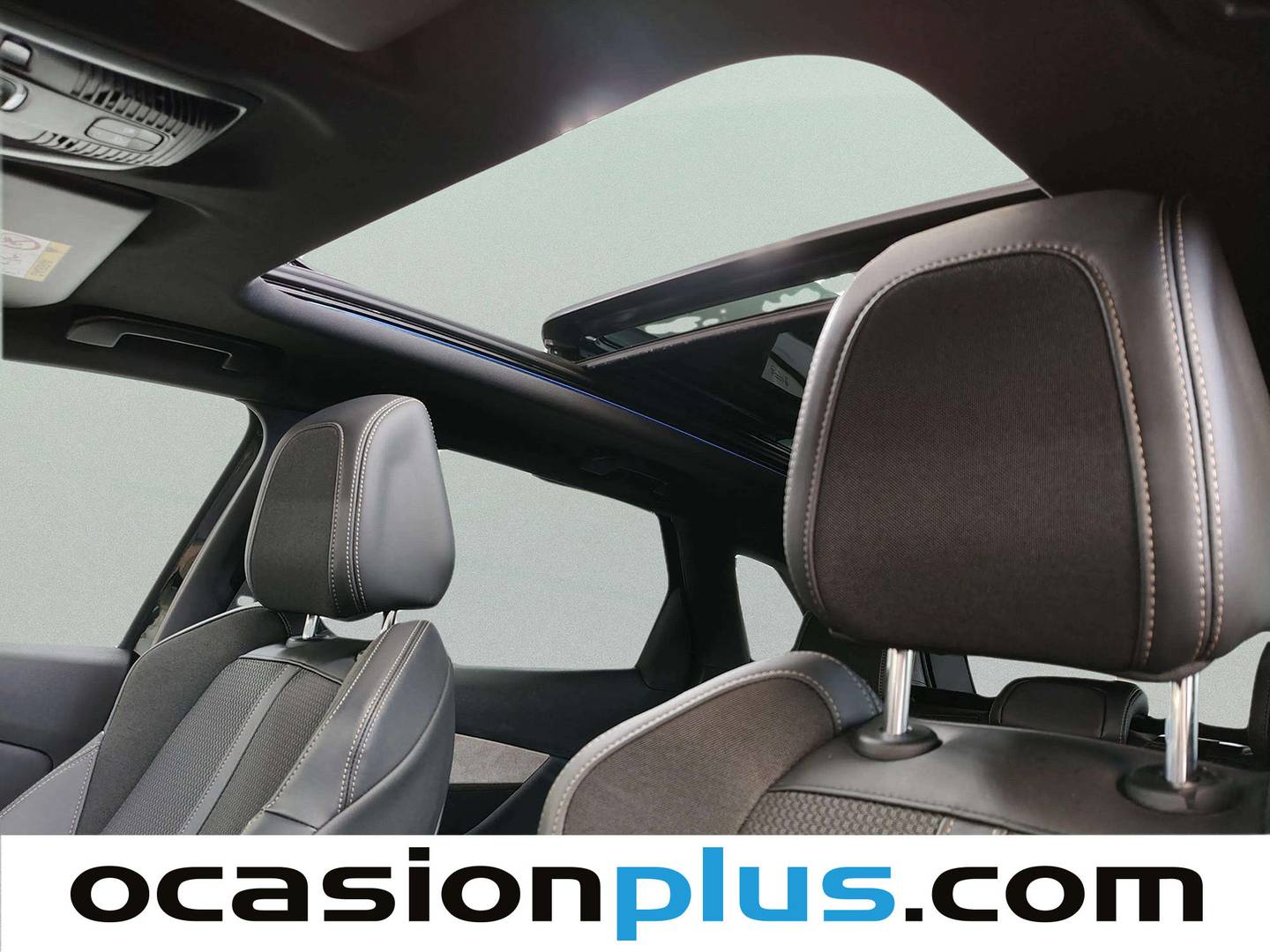 Foto Peugeot 3008 Peugeot 3008 PureTech 130 S&S GT EAT8  (130 CV)