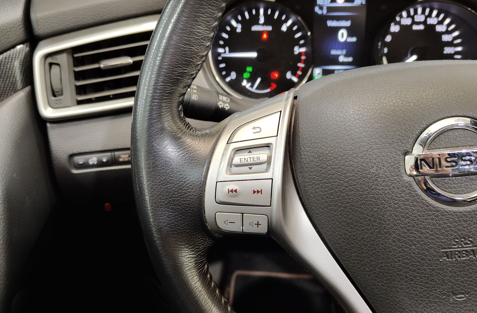 Nissan X-Trail 1.6 dCi Tekna Xtronic - foto 37