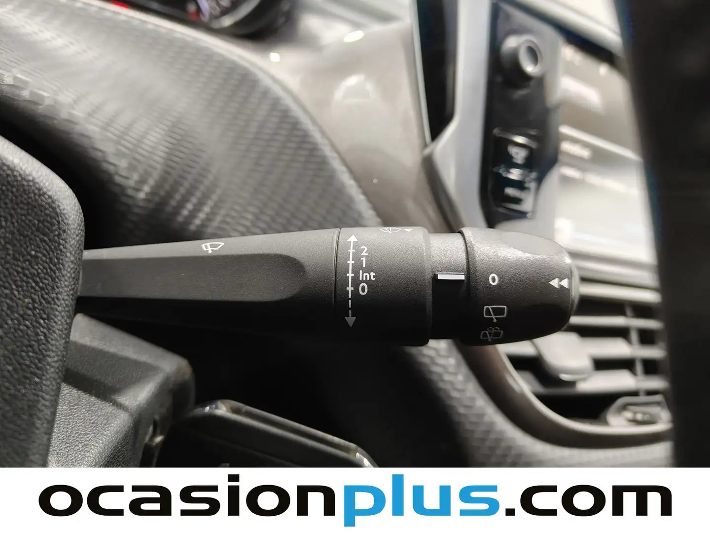 Foto Peugeot 2008 Peugeot 2008 VTI 82 Active  (82 CV)