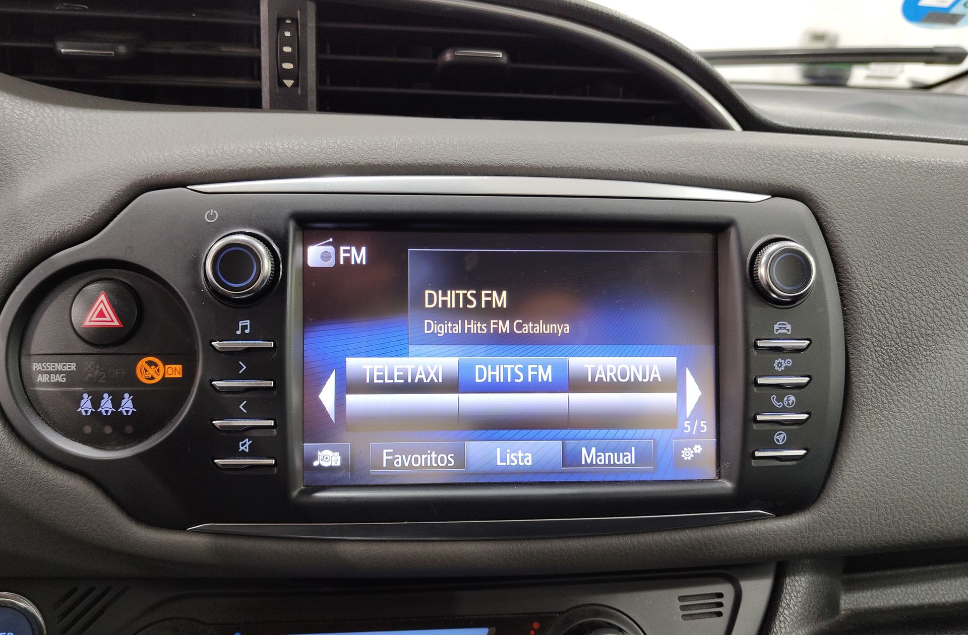 Toyota Yaris 1.5 Hybrid Active - foto 27