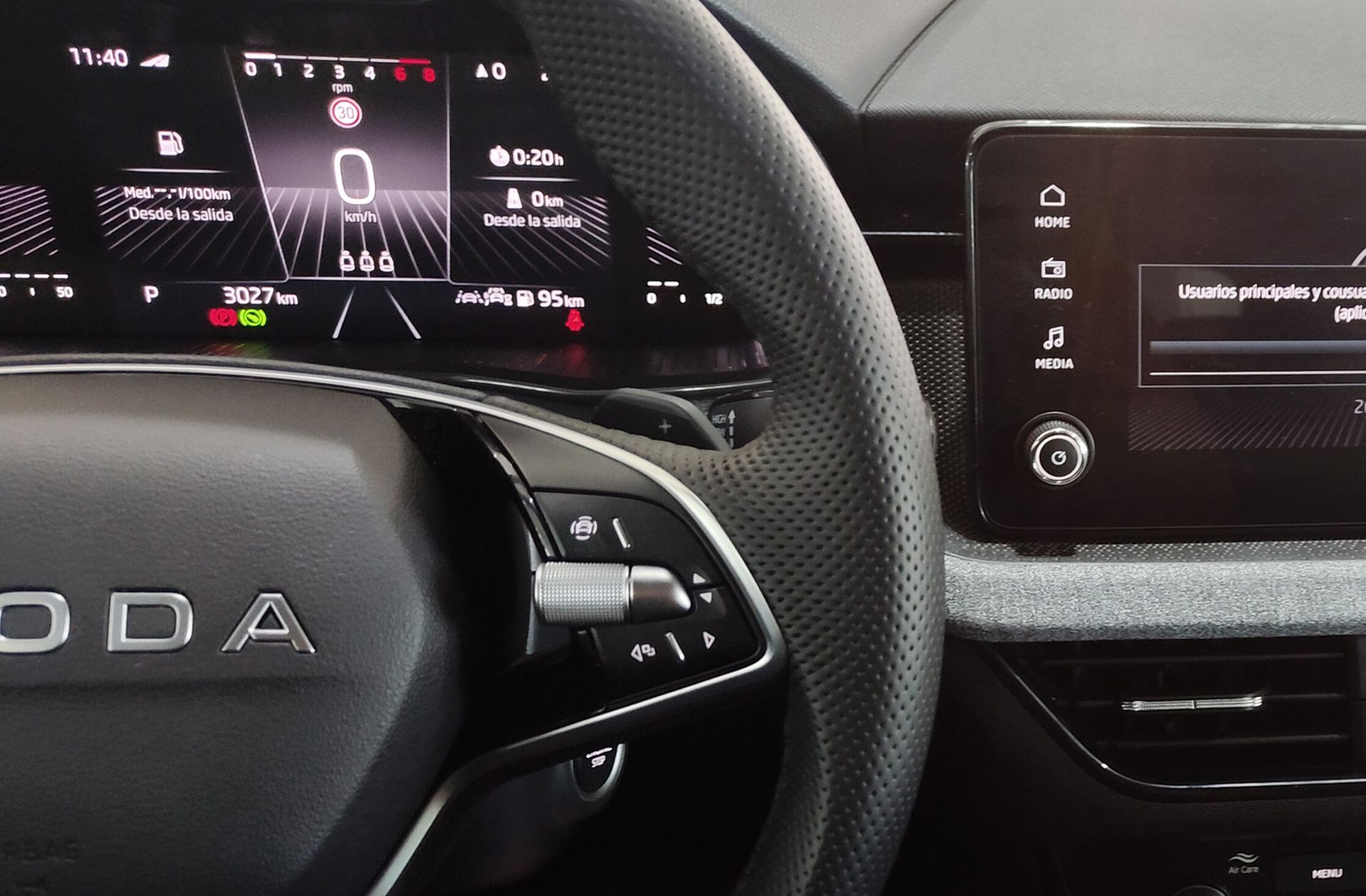 Škoda Kamiq 1.0 TSI Selection DSG - foto 27