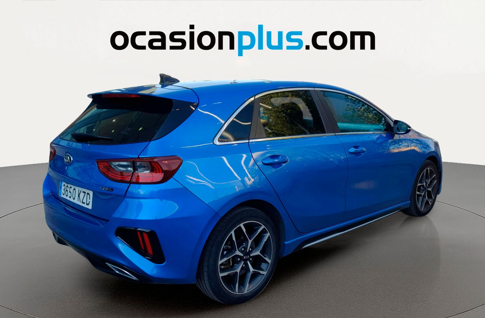 Kia Ceed 1.4 T-GDi GT Line DCT - foto 4