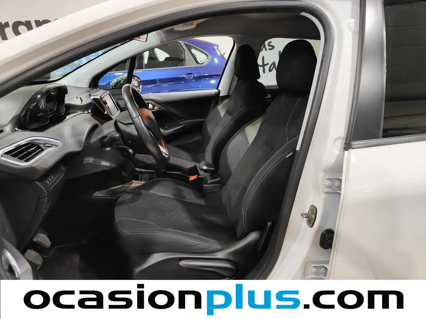 Foto Peugeot 2008 Peugeot 2008 PureTech 110 S&S Style (110 CV)