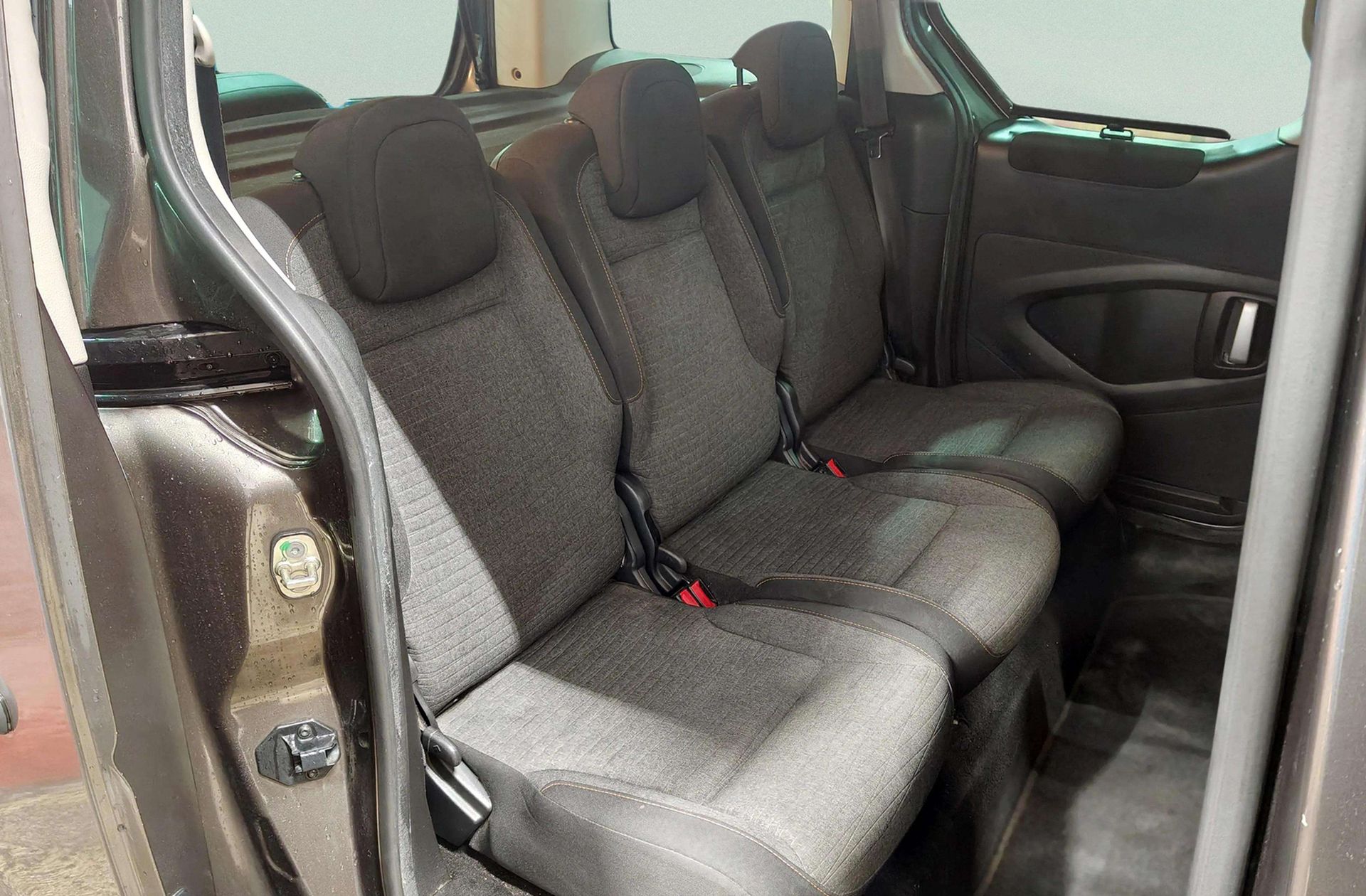 Citroën Berlingo Combi PureTech 110 20 Aniversario - foto 17