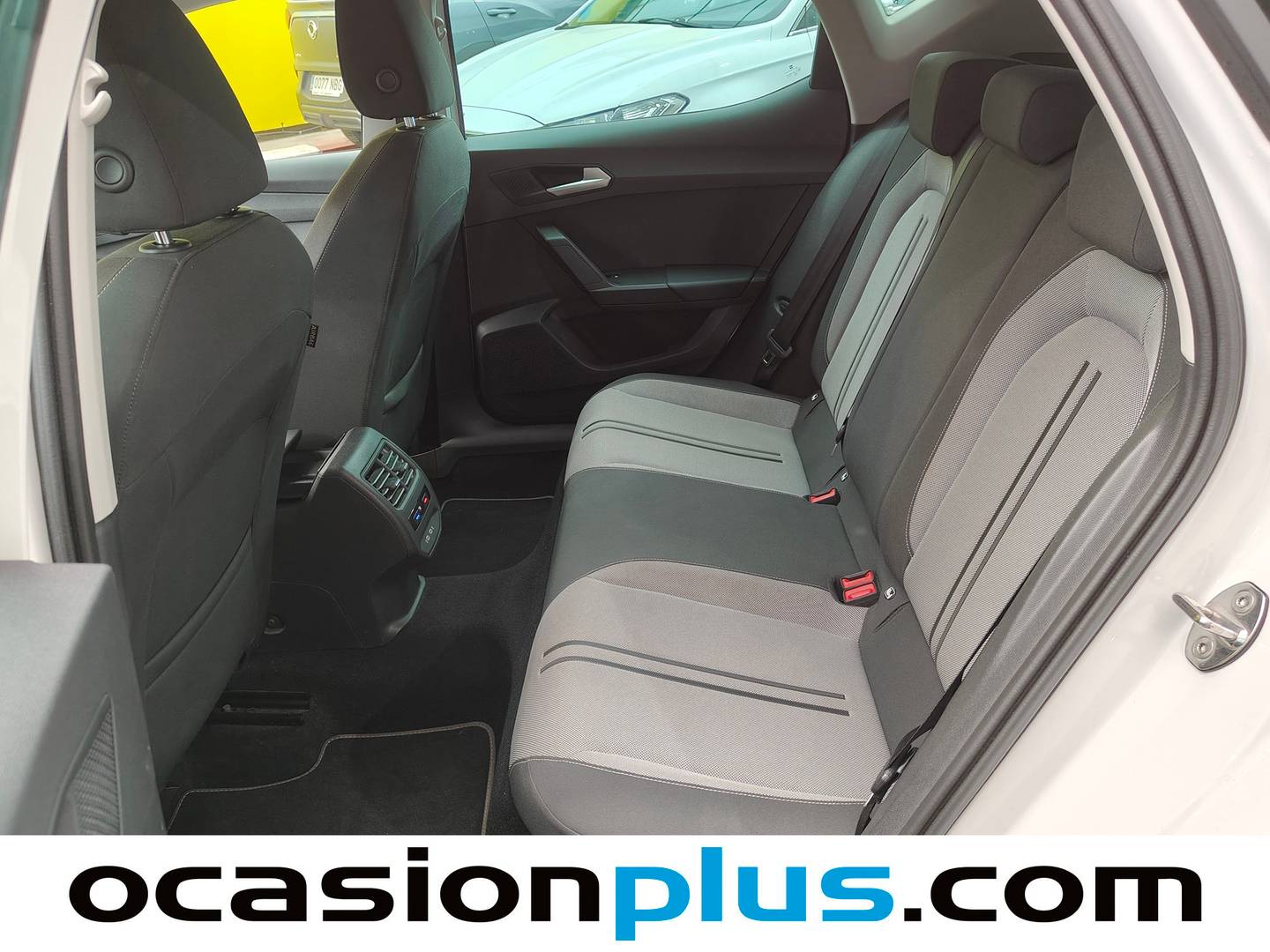 Foto asientos delanteros Seat León Seat León 2.0 TDI S&S Style Go (115 CV)