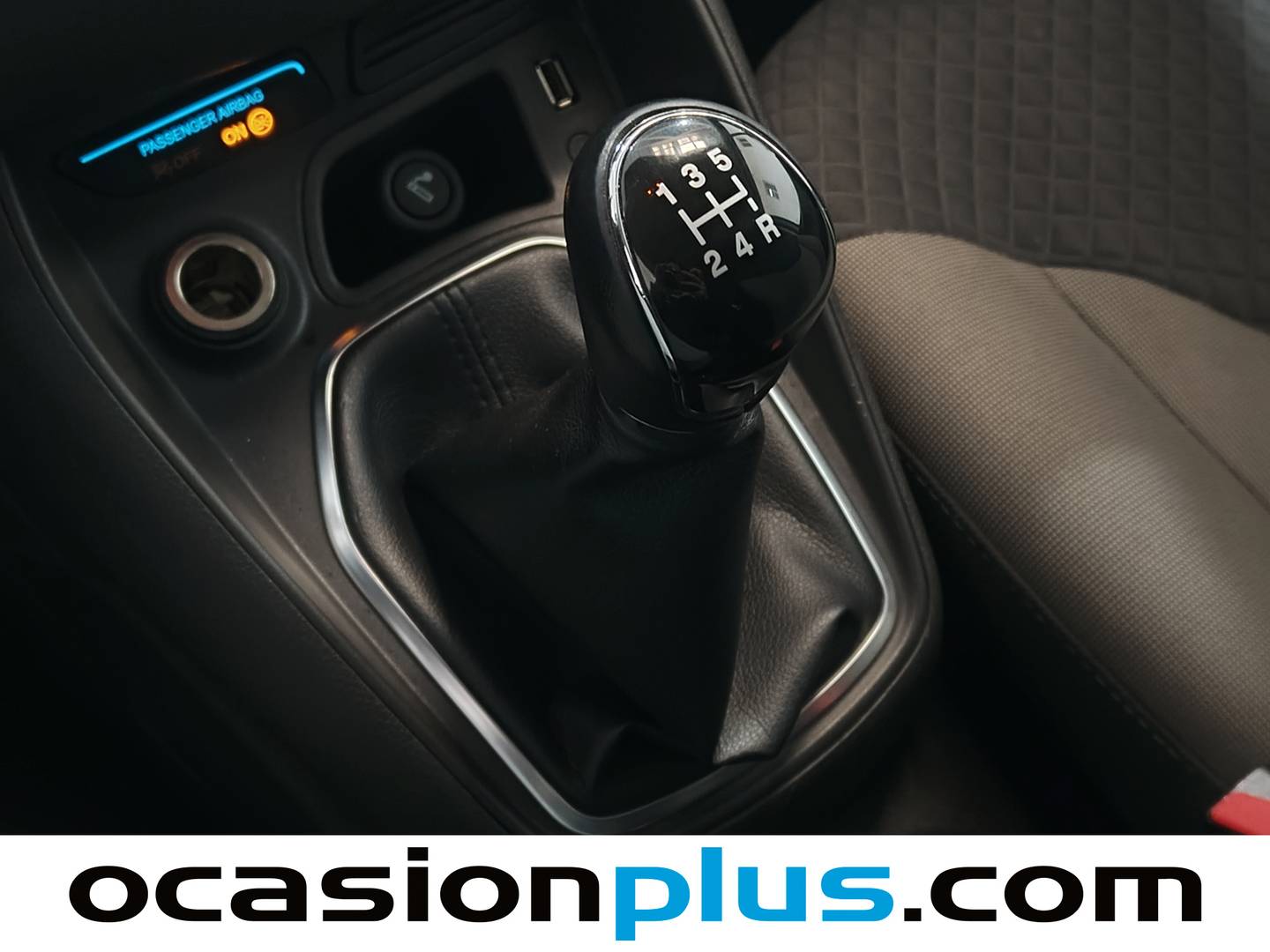 Ford Tourneo Courier Ford Tourneo Courier 1.0 EcoBoost Titanium (100 CV) de segunda mano