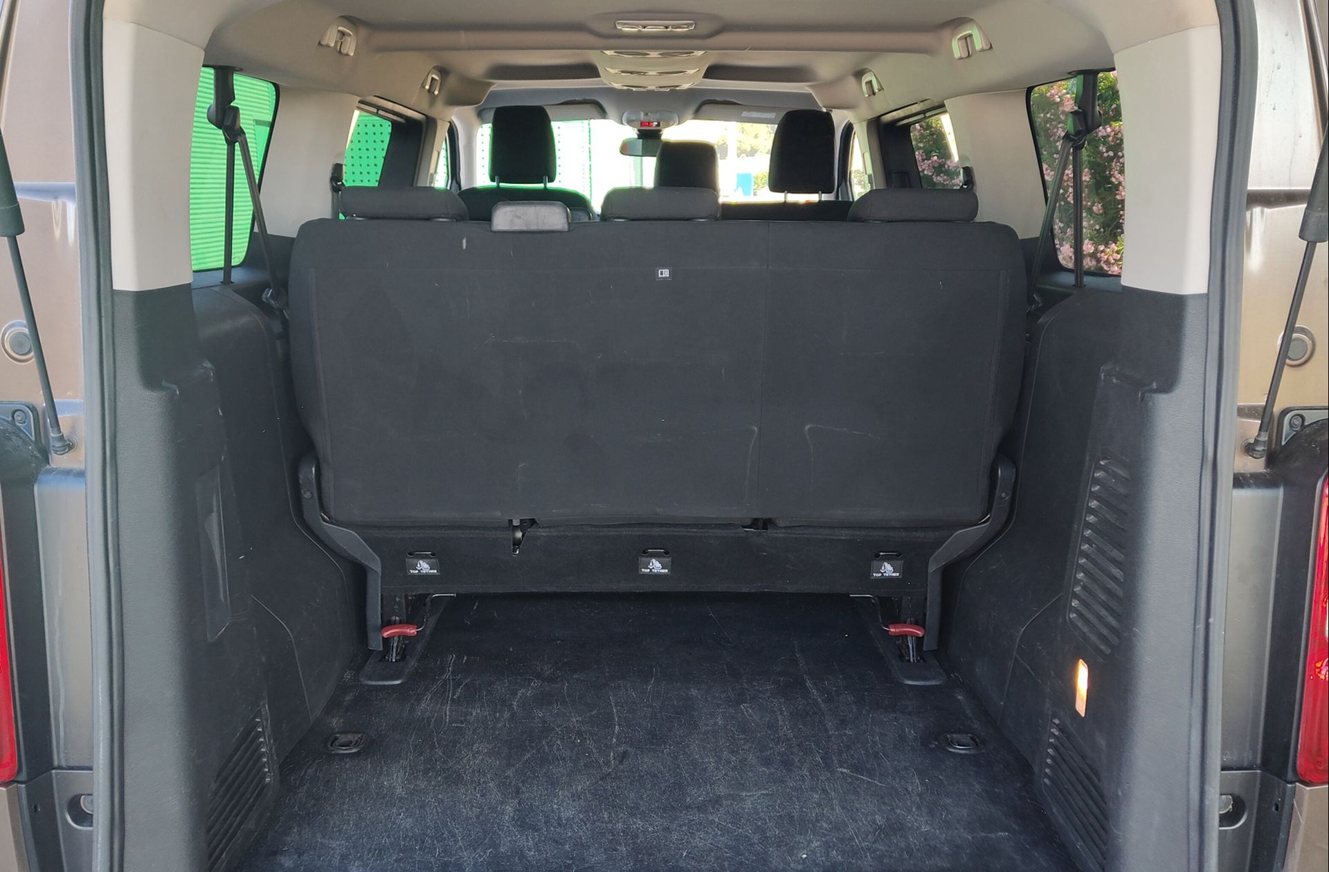 Peugeot Traveller Business 1.5 BlueHDi (120) Long 9 plazas - foto 14