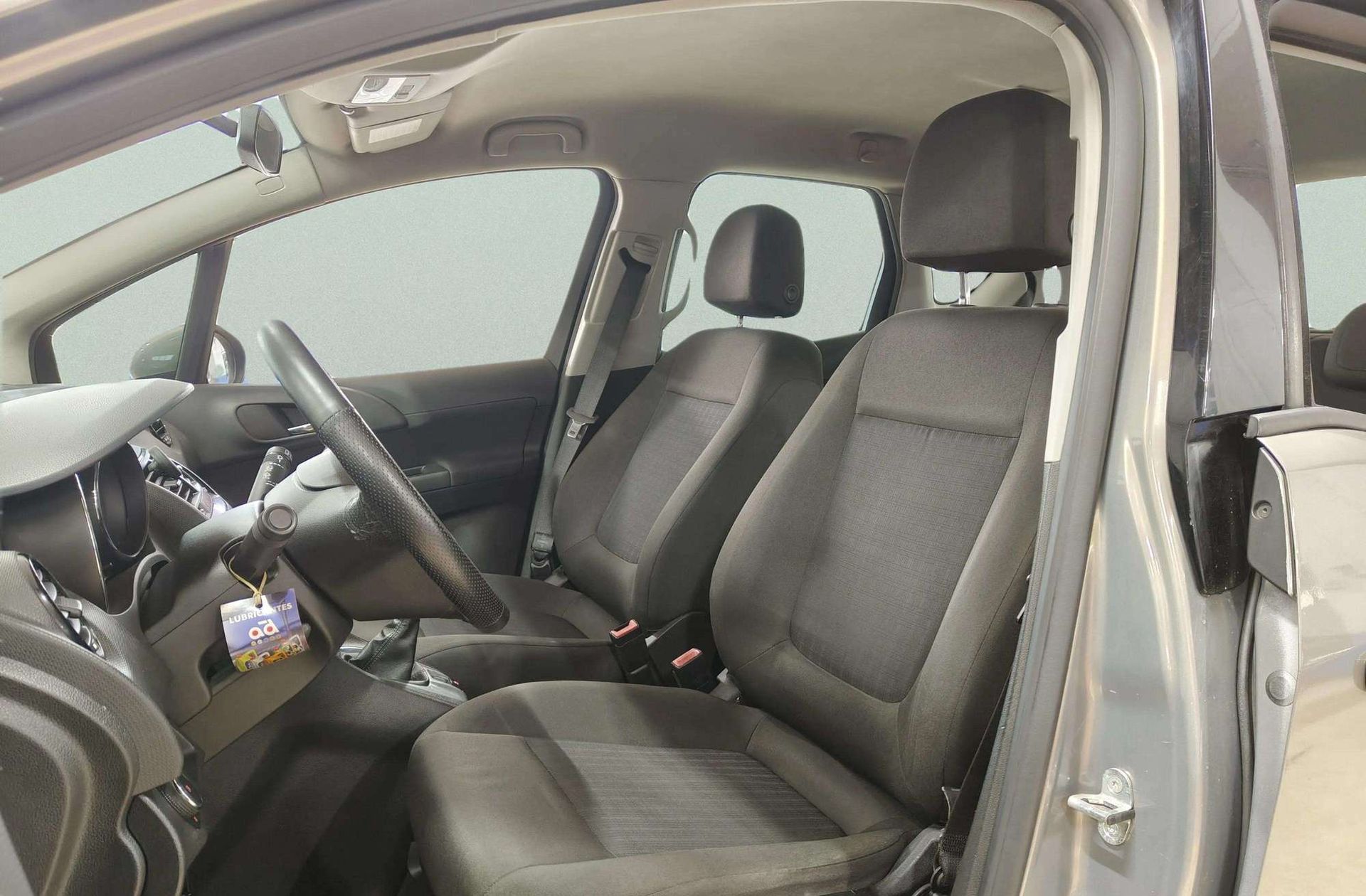 Opel Meriva 1.3 CDTi Essentia - foto 8