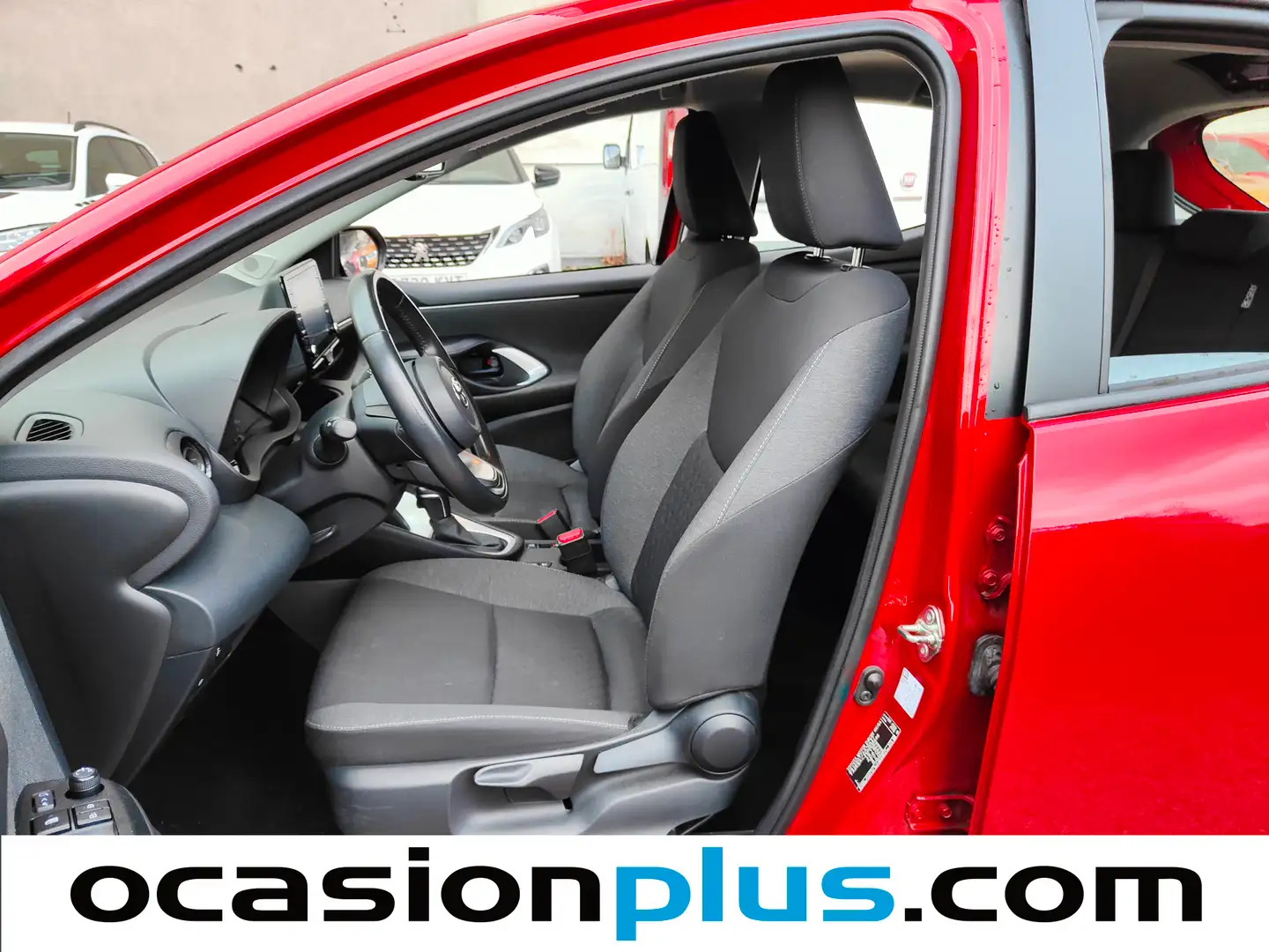 Foto Toyota Yaris Toyota Yaris 120H Business Plus (116 CV)