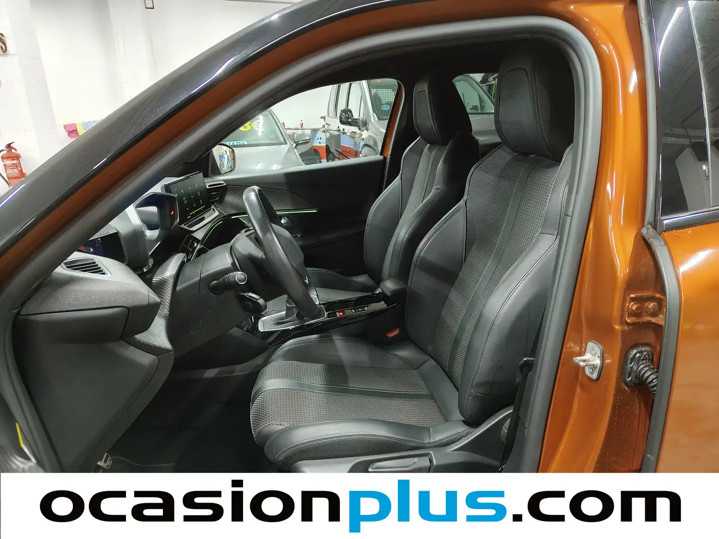 Foto Peugeot 2008 Peugeot 2008 PureTech 130 S&S GT (130 CV)