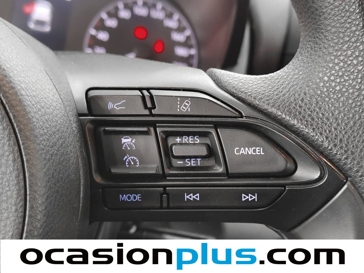 Extras del Toyota Yaris Toyota Yaris 120H Business Plus (116 CV)