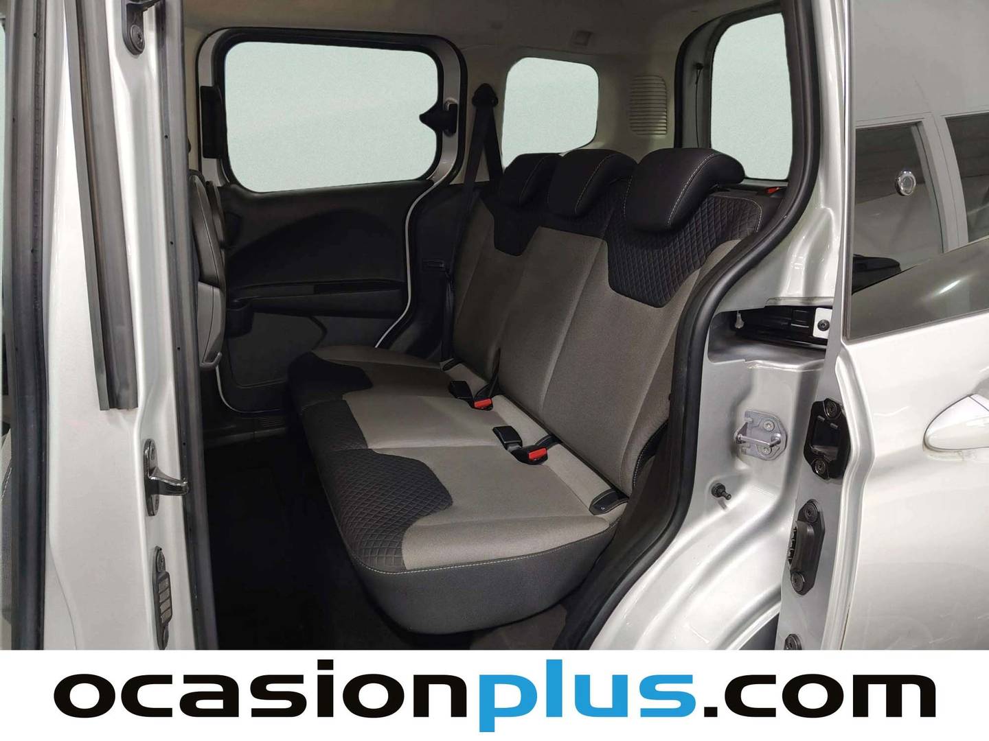 Foto Ford Tourneo Courier Ford Tourneo Courier 1.0 EcoBoost Titanium (100 CV)