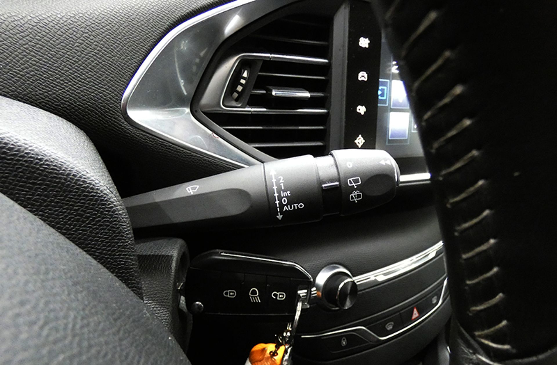 Peugeot 308 1.6 THP Allure - foto 26