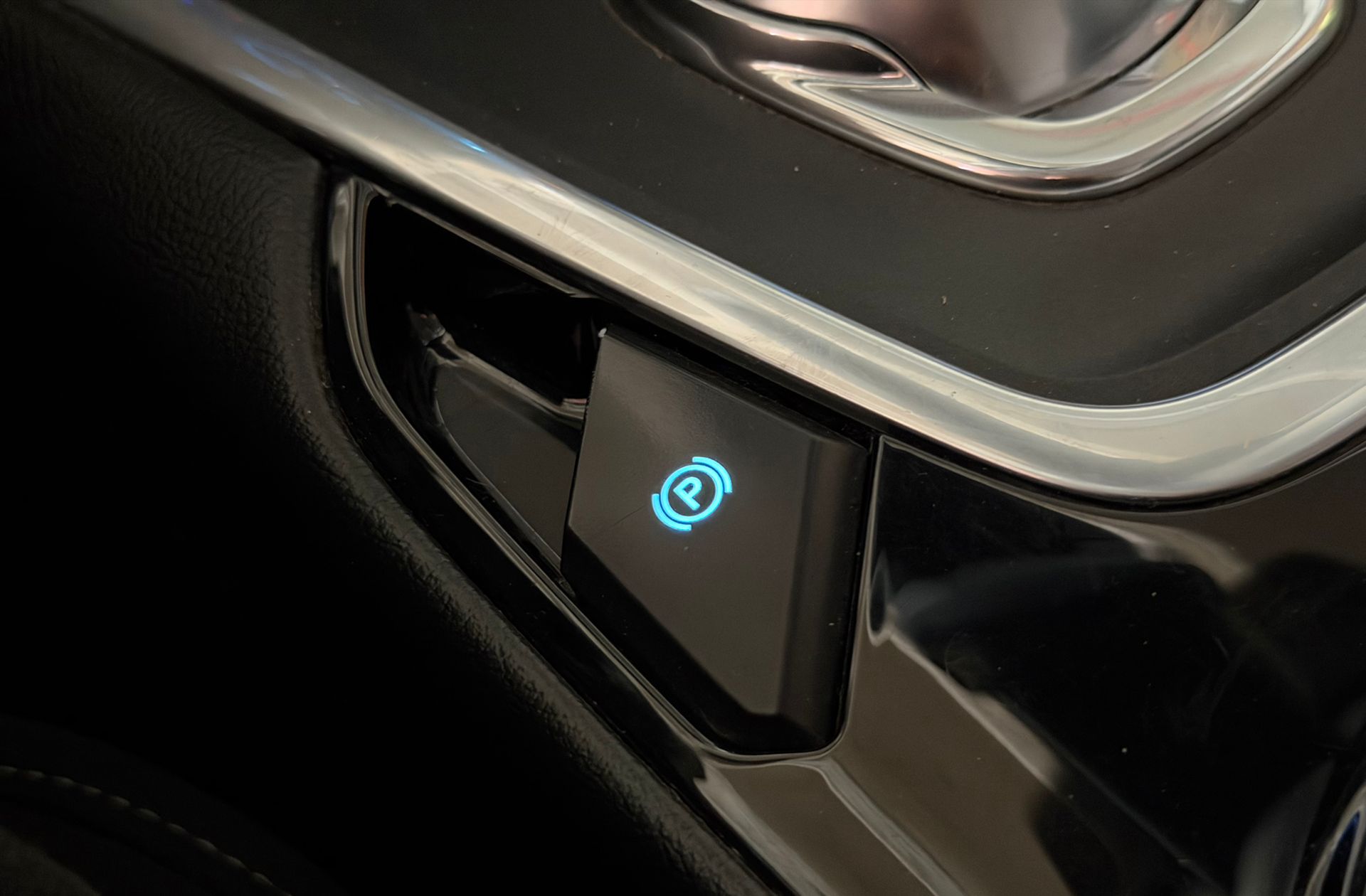 Ford S-Max 2.0 TDCi Panther Titanium Powershift 7 plazas - foto 38
