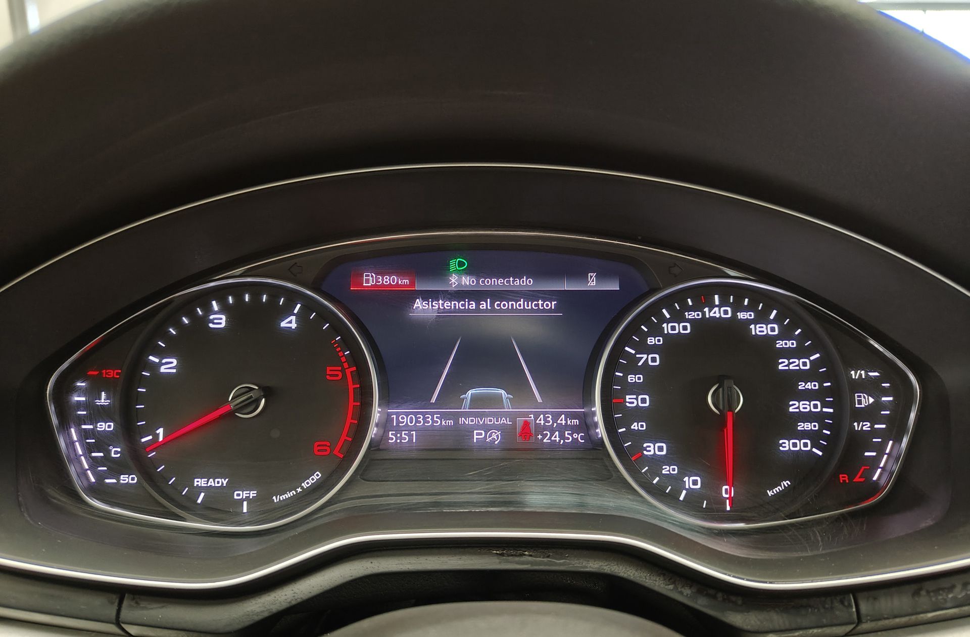 Audi A4 Avant Advanced 35 TDI S tronic - foto 22