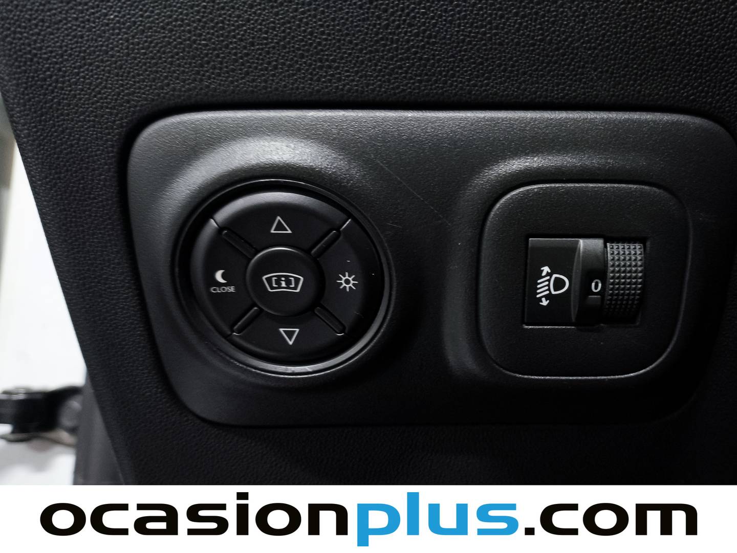 Equipamiento del Citroën C3 Aircross Citroën C3 Aircross PureTech 110 S&S Shine EAT6 (110 CV)