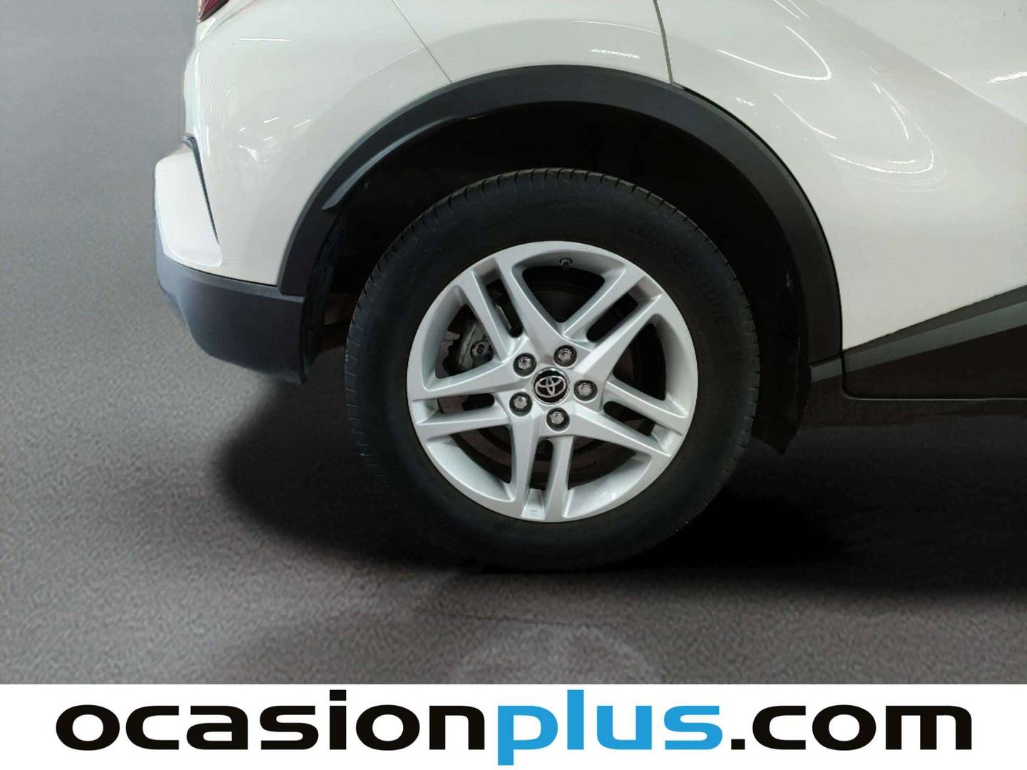 Toyota C-HR Toyota C-HR 1.8 125H Active (122 CV) 122cv