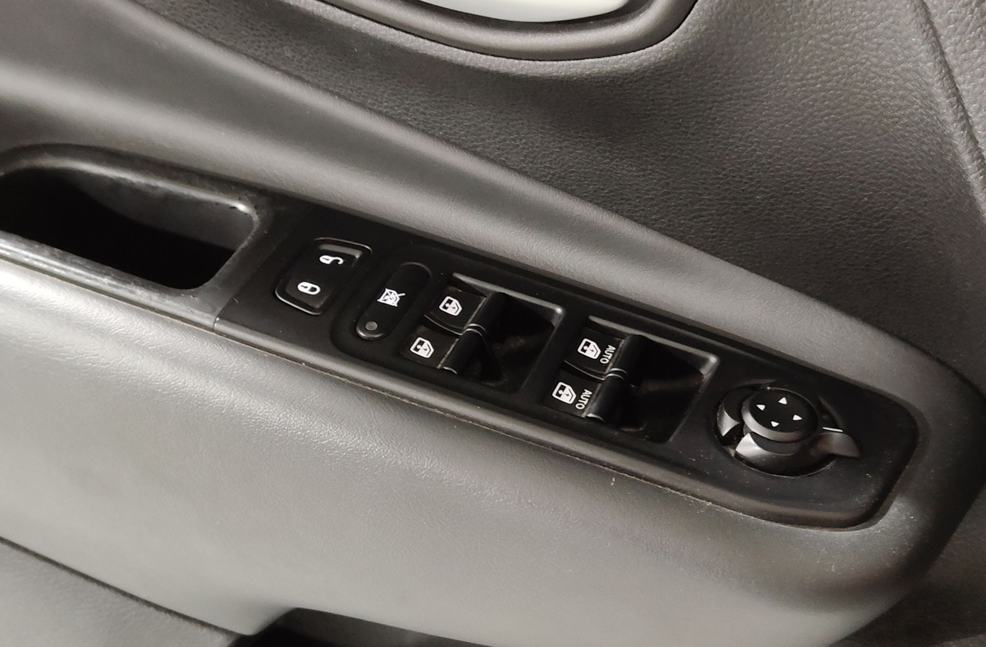 Jeep Renegade 1.3 PHEV 4xe Limited - foto 30