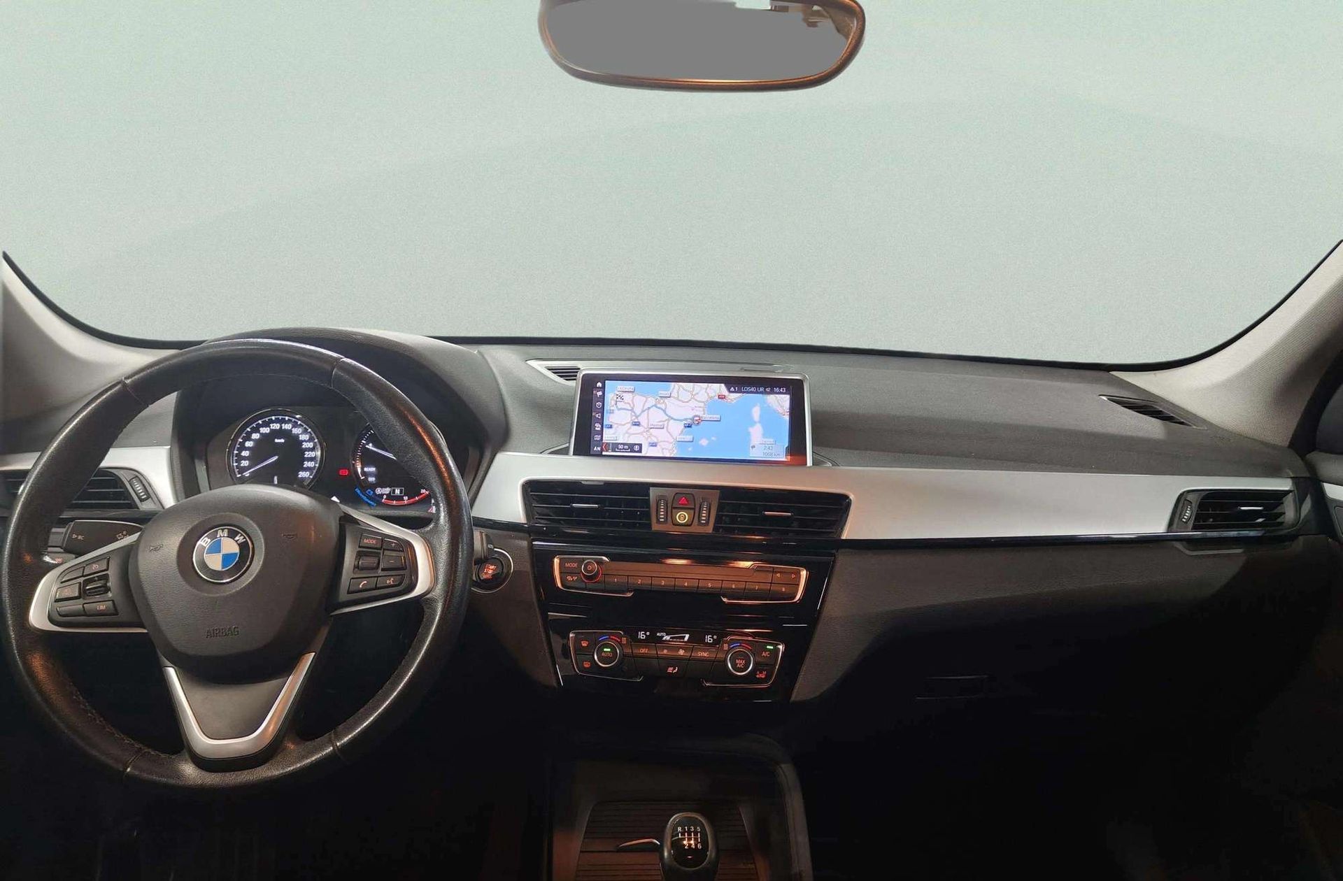 BMW X1 sDrive16d - foto 6