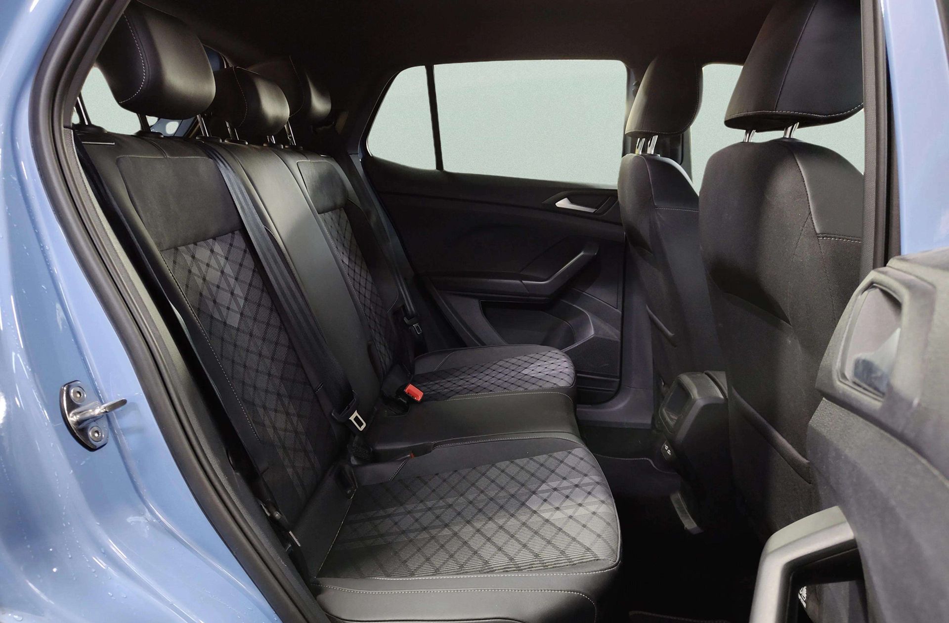 Volkswagen T-Cross R-Line 1.0 TSI DSG - foto 24