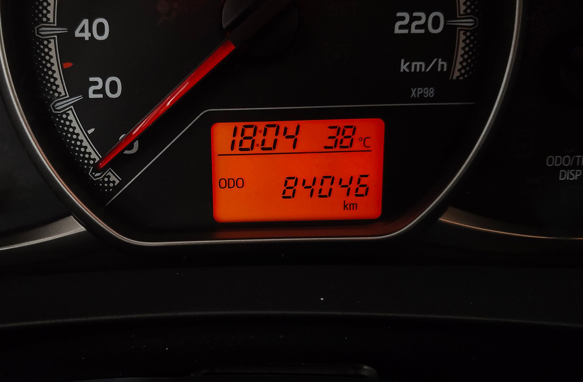 Toyota Yaris 100 Active - foto 9