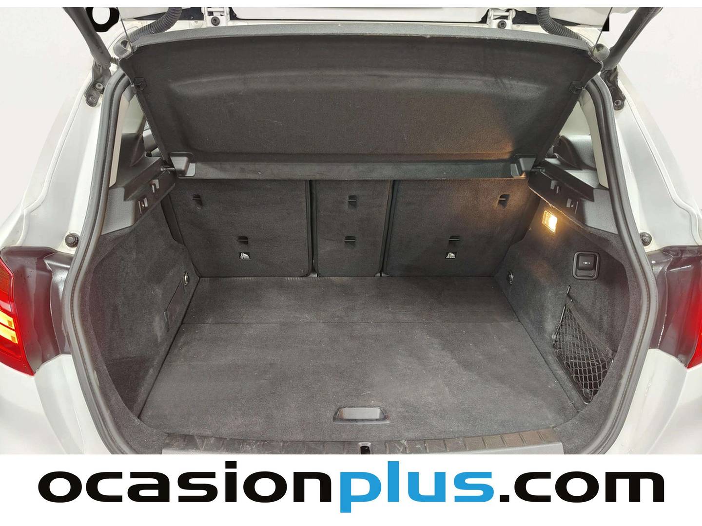 Fotos maletero BMW Serie 2 Active Tourer BMW Serie 2 216d Active Tourer (116 CV)