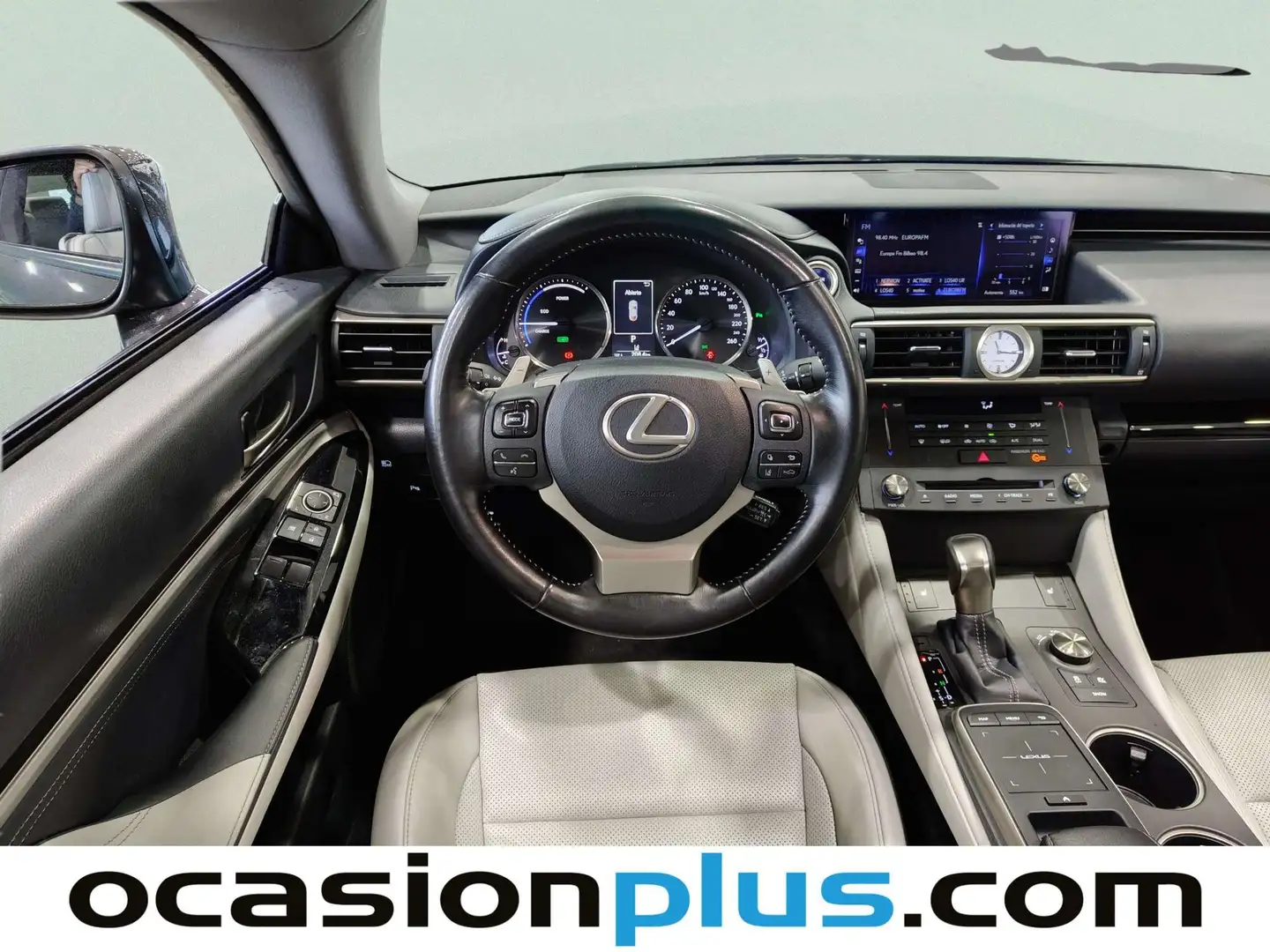 Foto Lexus RC Lexus RC 300h Executive Navigation (223 CV)