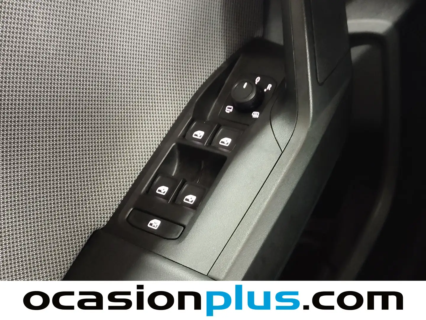 Foto Seat León SEAT León 2.0 TDI S&S Style Go DSG (150 CV)