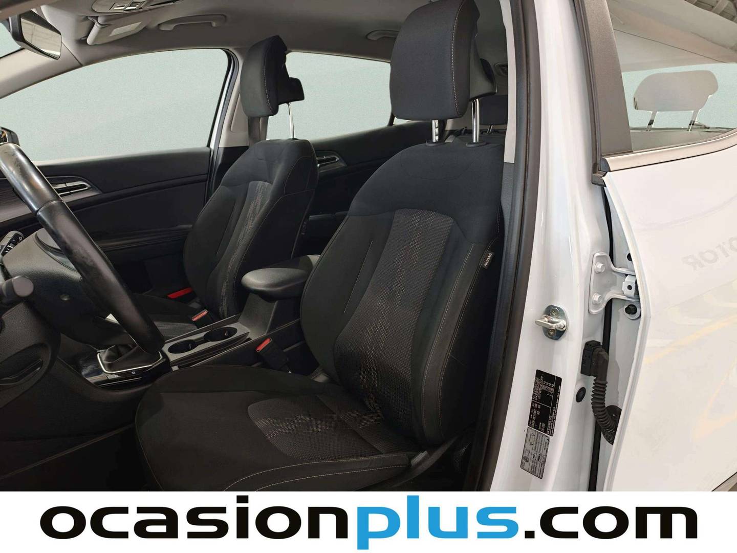 Foto asientos delanteros KIA Sportage KIA Sportage 1.6 T-GDi Drive 4x2 (150 CV)
