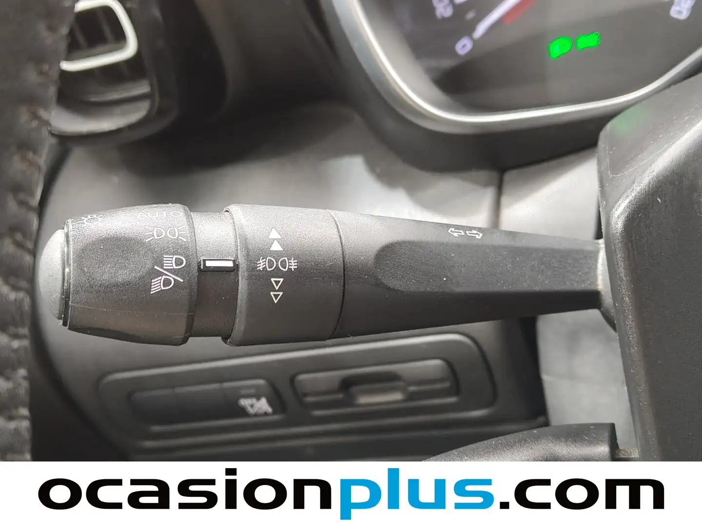 Foto Citroën C3 Aircross Citroen C3 Aircross PureTech 130 Shine Pack EAT6 (131 CV)