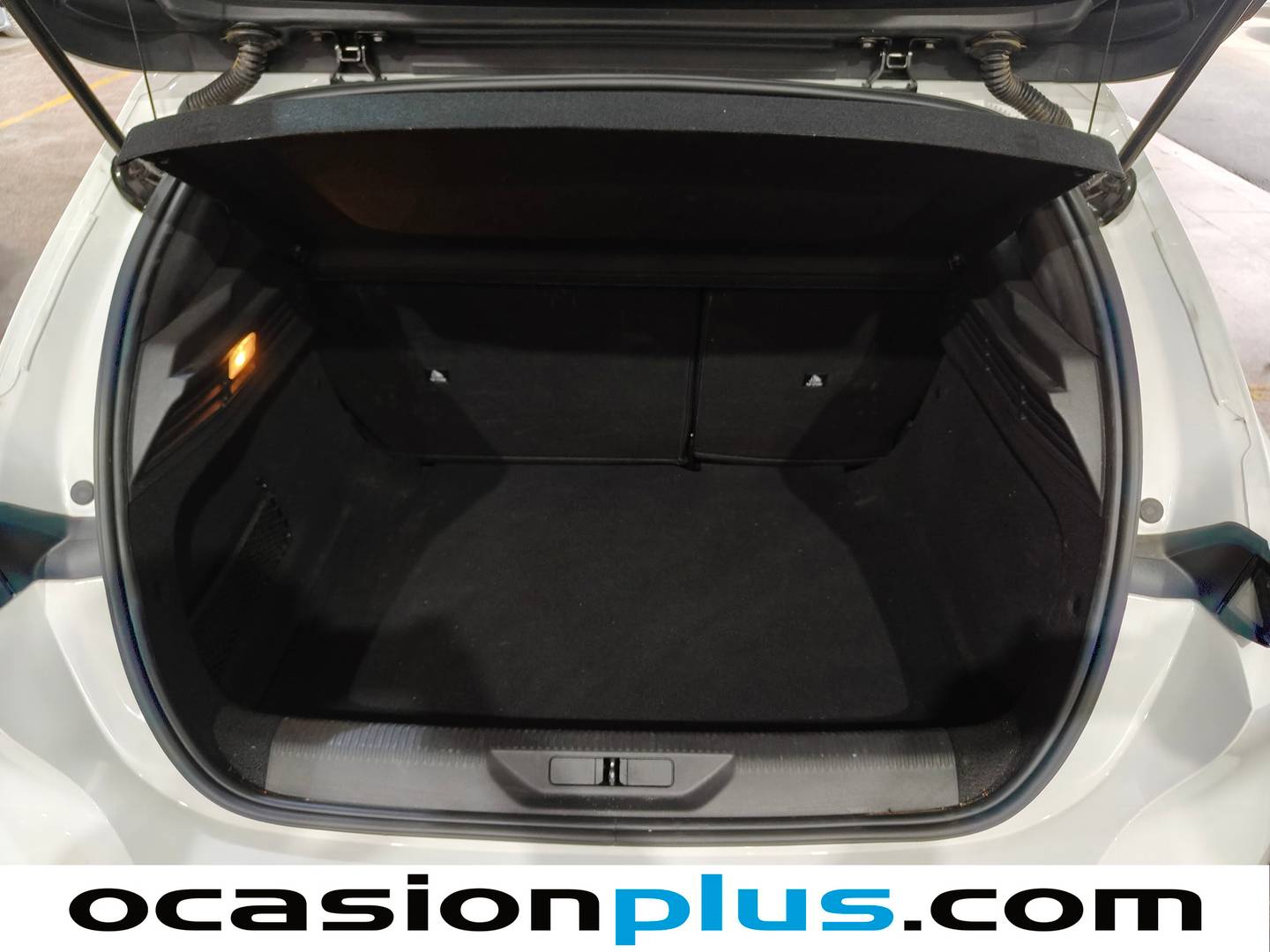 Fotos maletero Peugeot 308 Peugeot 308 PureTech 110 S&S Active Pack (110 CV)